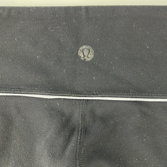Lululemon Crop Leggings Sz: 6 - Picture 4 of 11